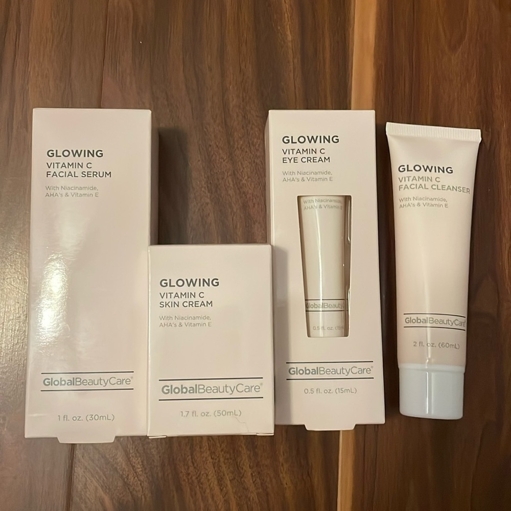 Glowing Skin Care Set Global Beauty